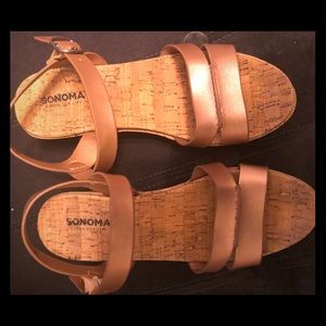 Sonoma rose gold wedge shoes size 7